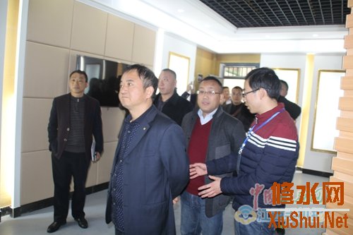 修水县教育体育局来湖口二小参观考察